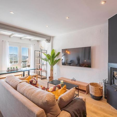 Beautifully Renovated 4 Bedroom Apt + Kid'S Room Sierra Nevada Ngoại thất bức ảnh